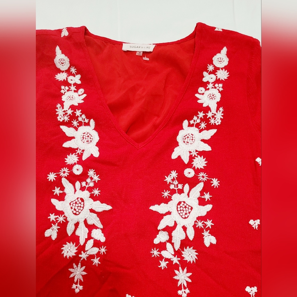 Sugarlips bell raiser v-neck floral Embroidery size medium red - Picture 6 of 7